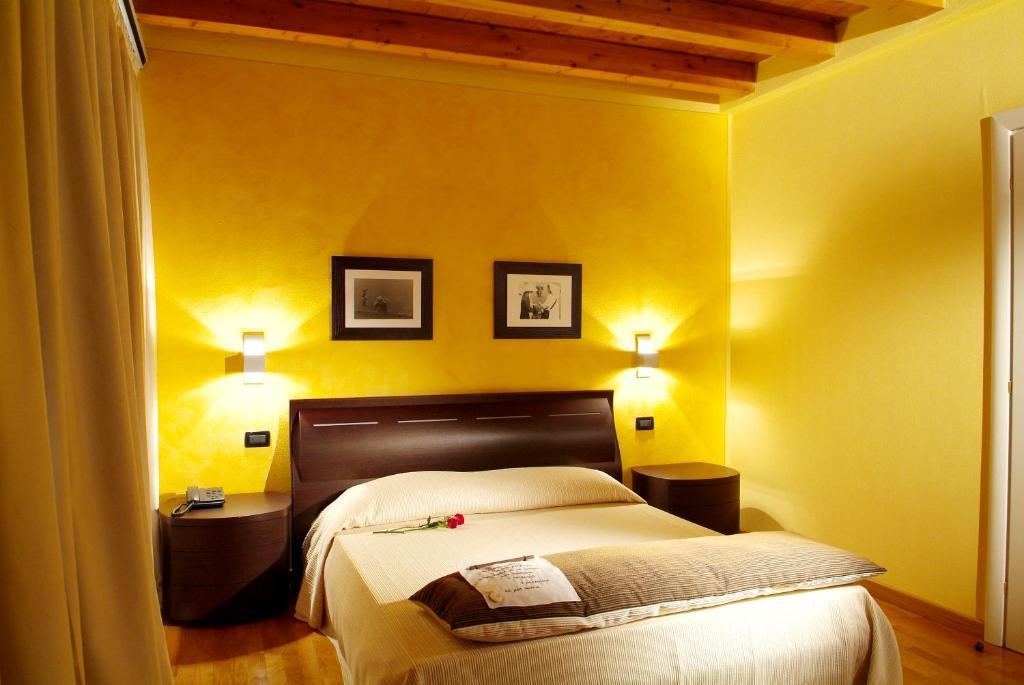 Hotel Fontana Santa Grumello del Monte Cameră foto