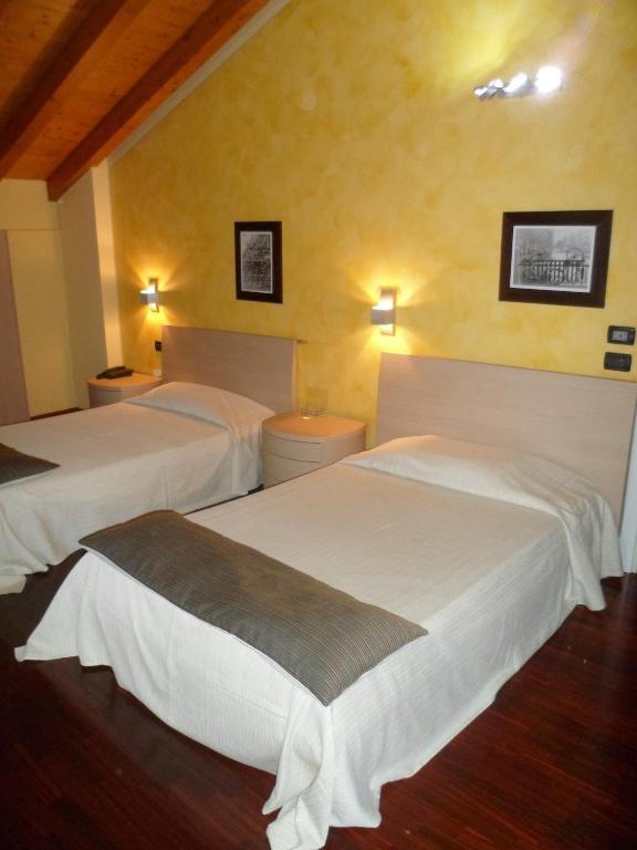 Hotel Fontana Santa Grumello del Monte Cameră foto